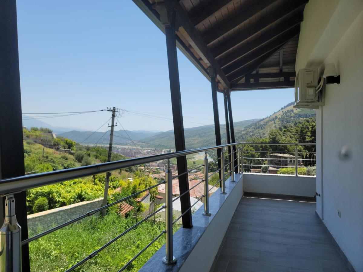 G&K Garden Hotel Berat Esterno foto